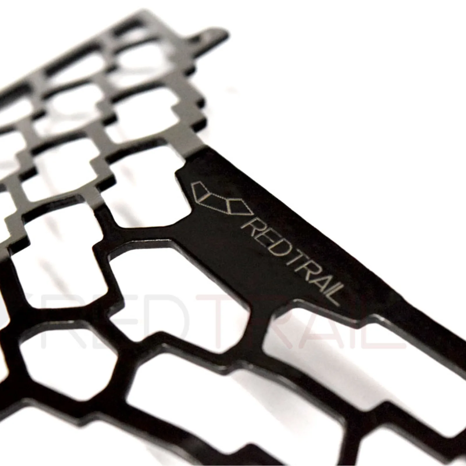 Cubre óptica delantera