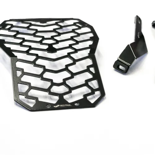 Cubre óptica delantera