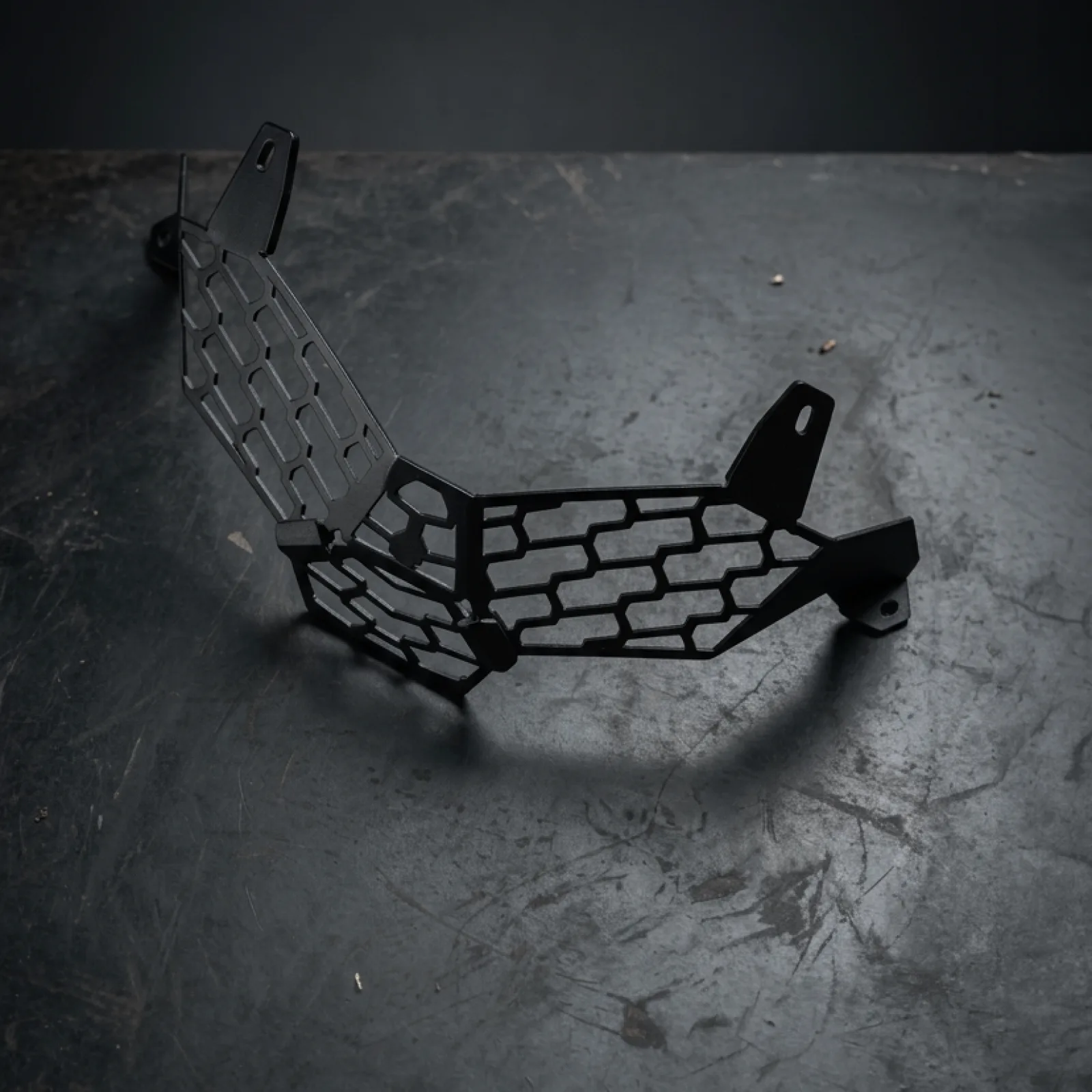 Cubre óptica delantera