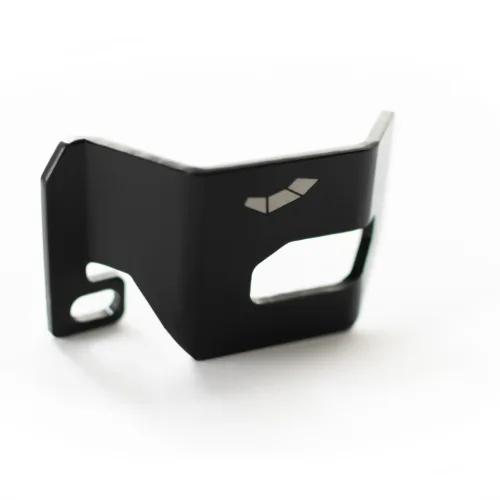 Protector de Reservorio de Freno Trasero