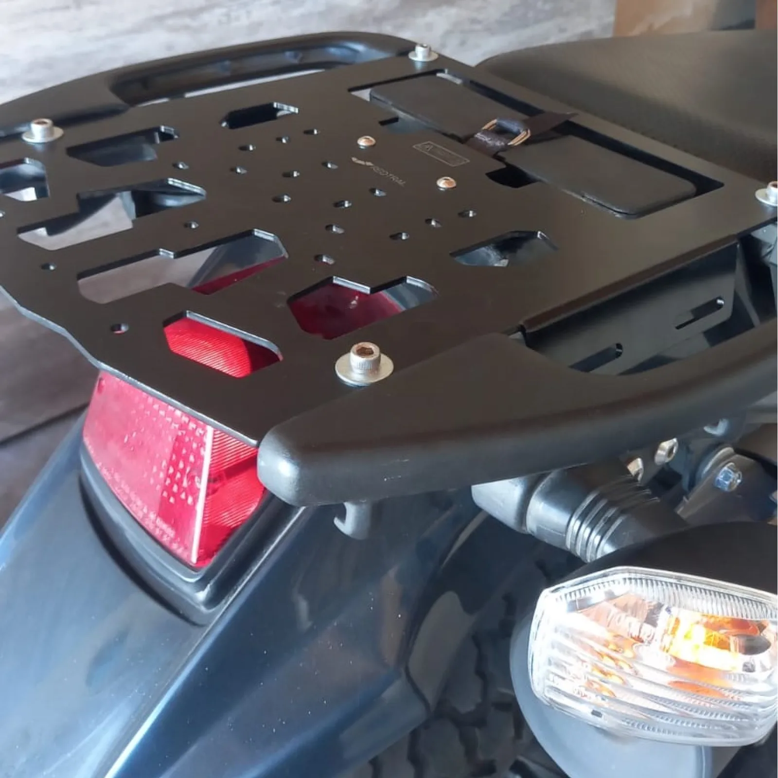 Soporte para Bolso o Baúl trasero