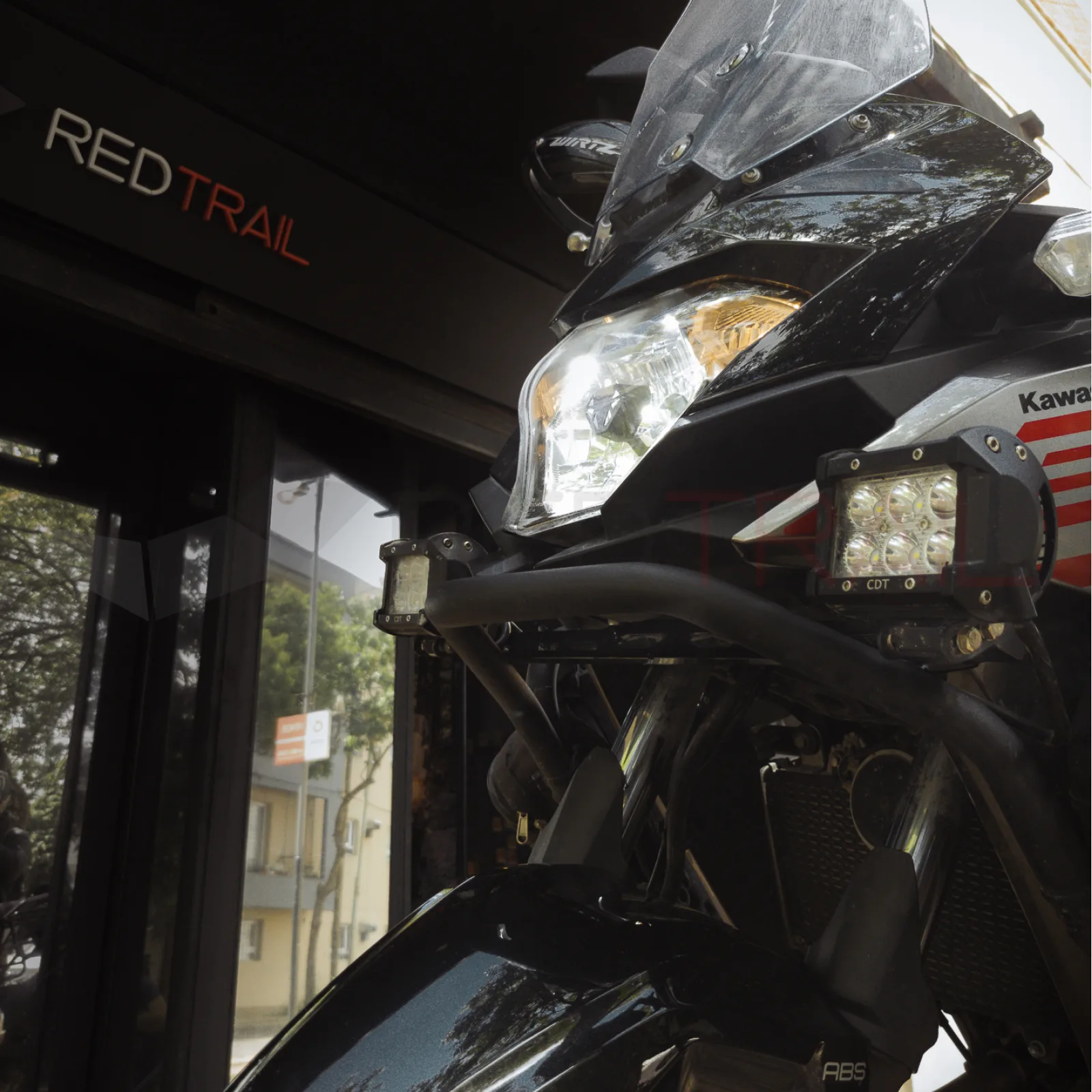 Soporte para Faros Auxiliares